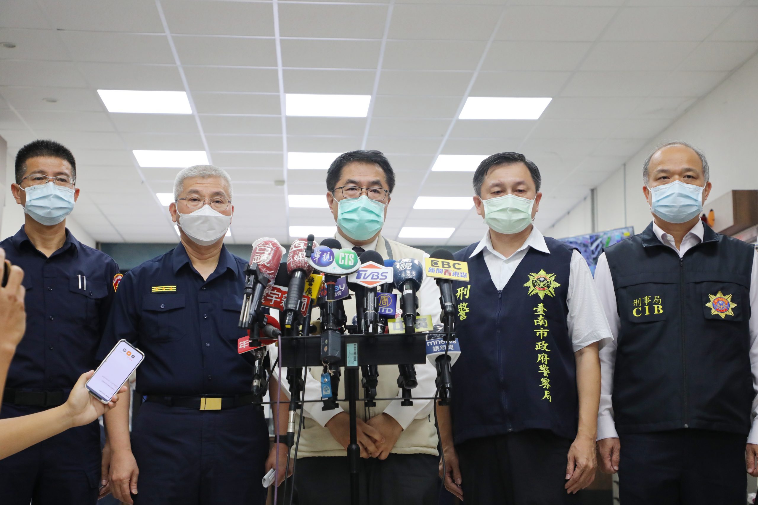 黃偉哲感謝警方迅速逮捕嫌犯 告慰兩位殉職的員警在天之靈