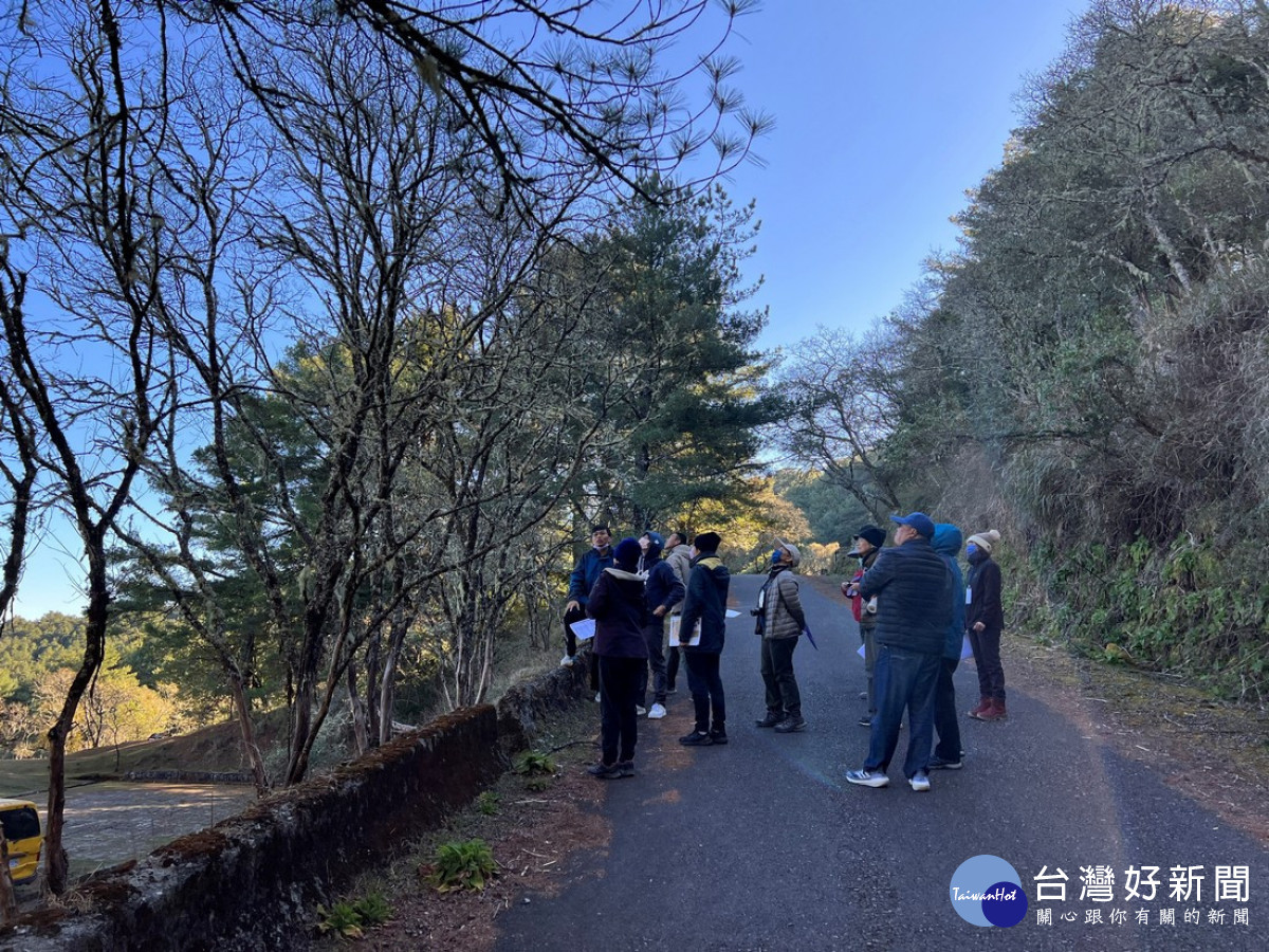 塔塔加地區科學教育活動實地生態觀察 (圖片/玉管處提供)