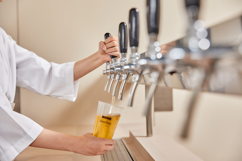 .löwfun裸放茶旅_以充氮保冷技術保留茶飲的原始香氣，以無加料的方式展現茶的本質