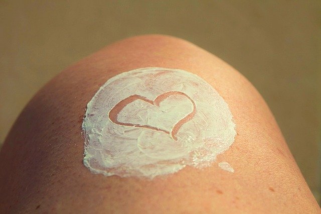 sunblock-g2edcafec6_640.jpg