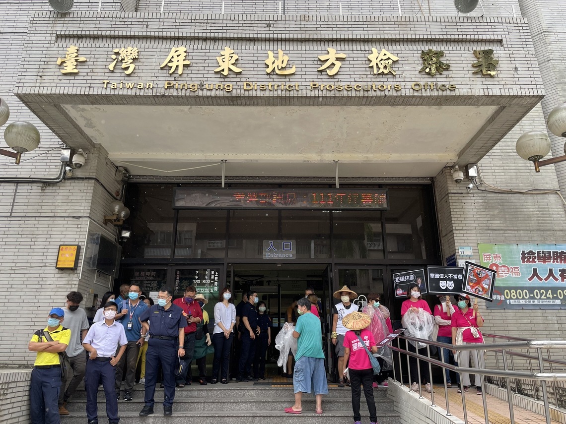梁梅瑛告同選區參選人梁育慈，指控其散播不實假新聞/波新聞