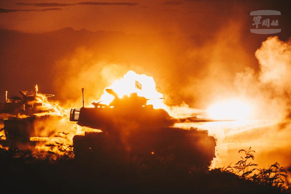 沒完沒了?福建附近海域26、27日共軍實彈射擊訓練 27 國軍執行鎮疆操演坦克車