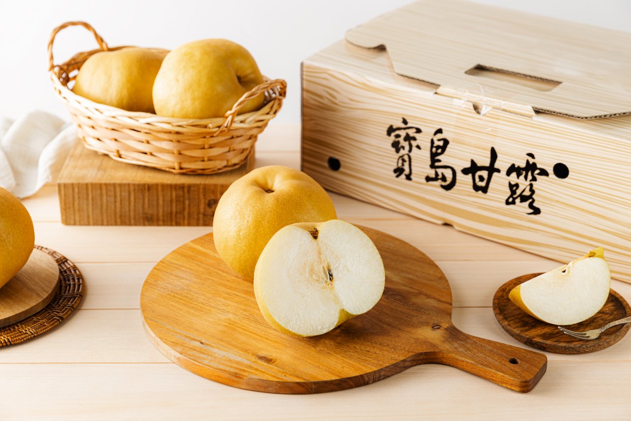 《優美梨香園》寶島甘露梨禮盒(5粒裝),中秋節優惠價:$1,200