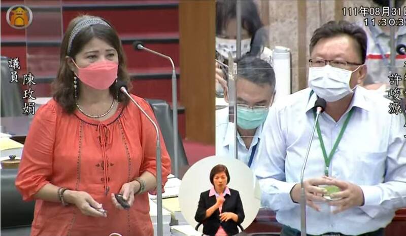 漾新聞|陳玫娟要求改善左營綠園道大地特色遊戲場內設施 修護後勁溪步道龜裂破損