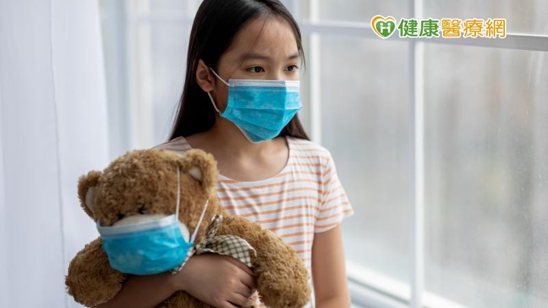 7成台灣兒童有長新冠!第一名症狀竟是「它」
