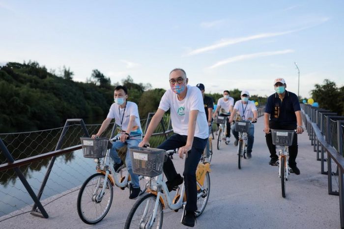 新北萬里區大鵬停車場暨景觀橋完工啟用
