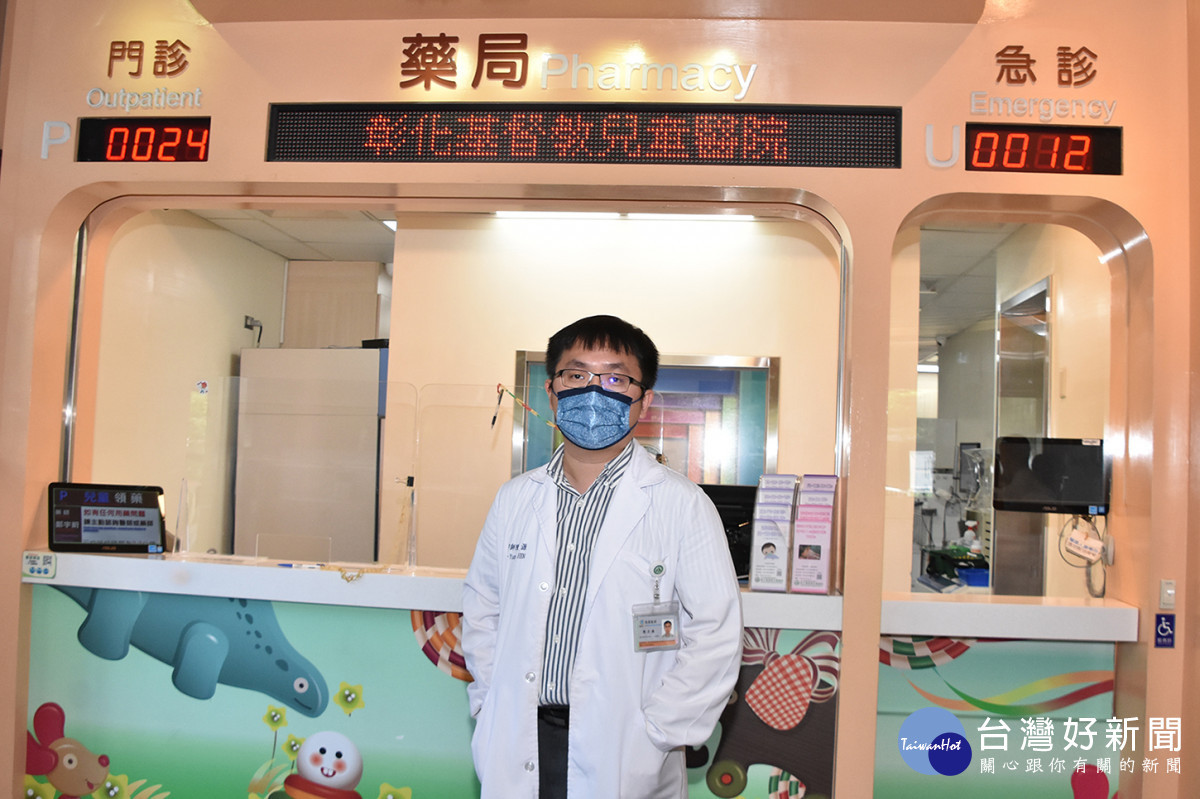 彰基精神科主治醫師陳力源表示,「長新冠症候群」要超過三個月以上沒有緩解,才會這樣定義;二至三週期間「主動求助」是很重要的事情。圖/彰基醫院提供