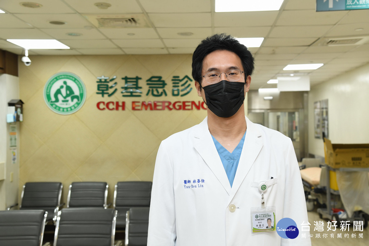 彰基急診暨重症醫學部主任林晏任醫師指出,近期BA4、BA5來勢洶洶,疫苗未滿三劑的族群要特別注意,因為打疫苗對BA4、BA5,有很好的預防效果。圖/彰基醫院提供