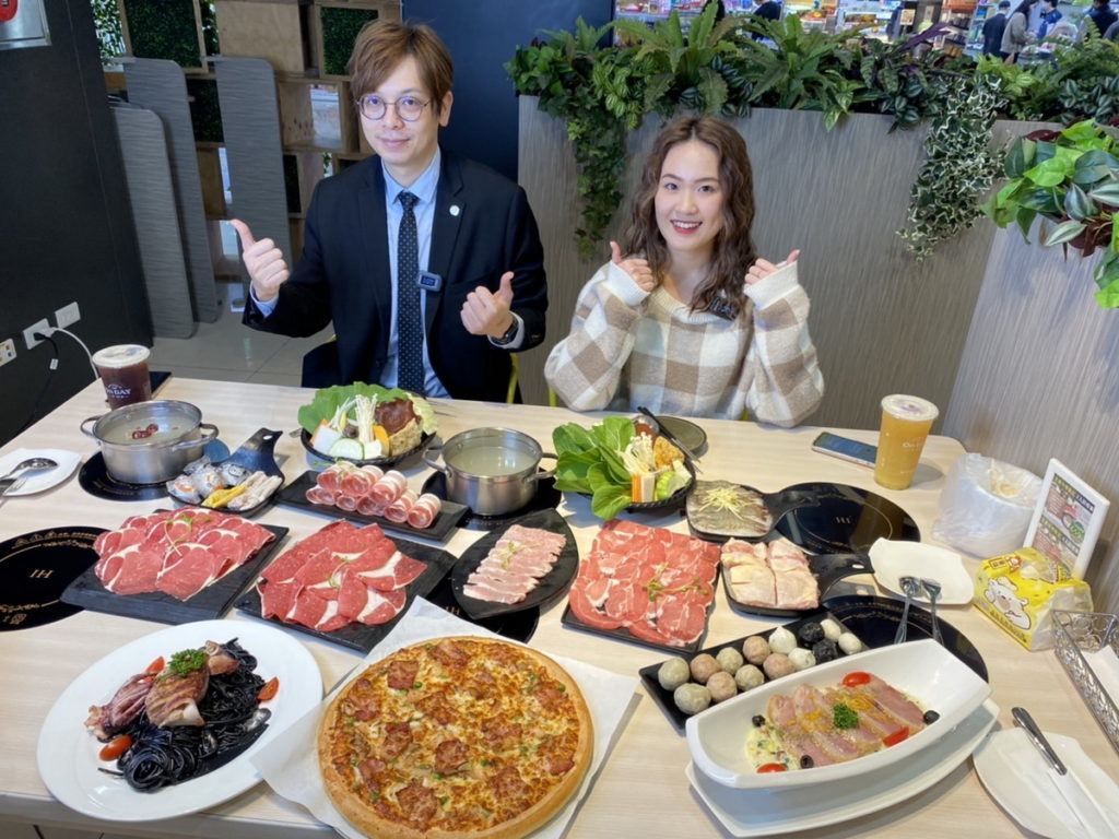遠雄廣場即日起至9月11日推出「中秋餐廳饗樂滿額贈」，於指定餐應當日單筆消費滿2,000元