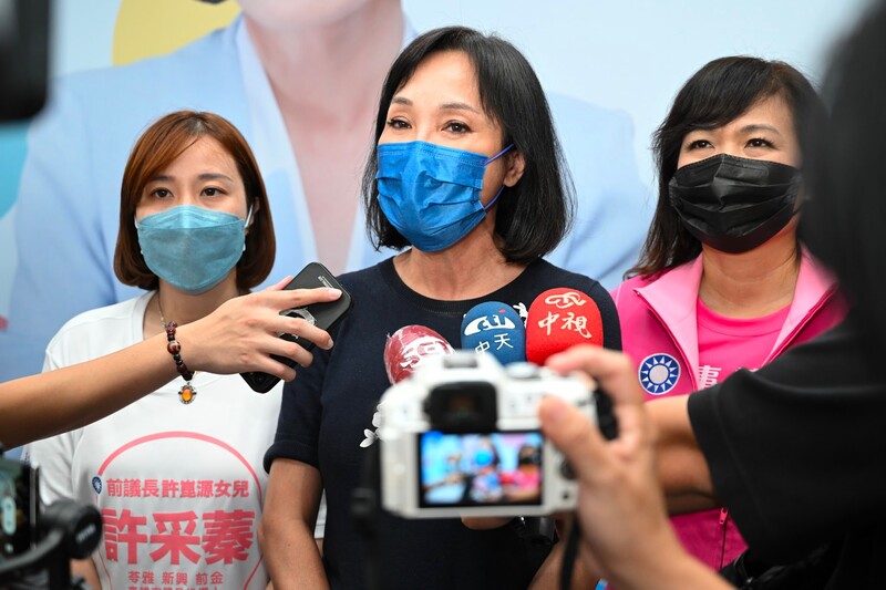 漾新聞|柯志恩籲姐妹活得精彩活得理直氣壯「勿跟傻瓜論長短」