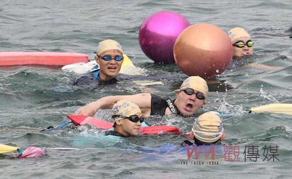 風雨無阻逾9成報名泳士成功挑戰泳渡日月潭