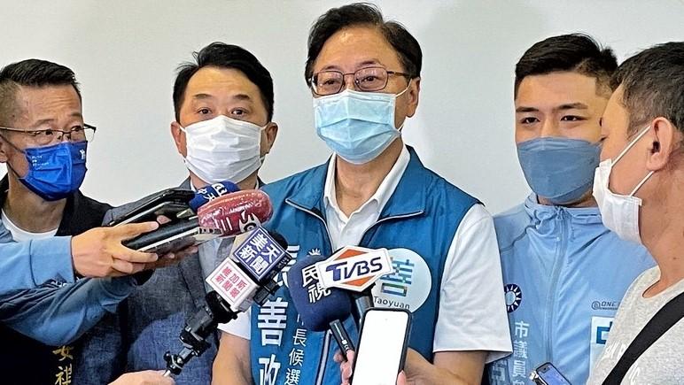 張善政遭爆2020年總統大選時，用維安車隊接送女發言人。圖為張善政4日受訪／中央社