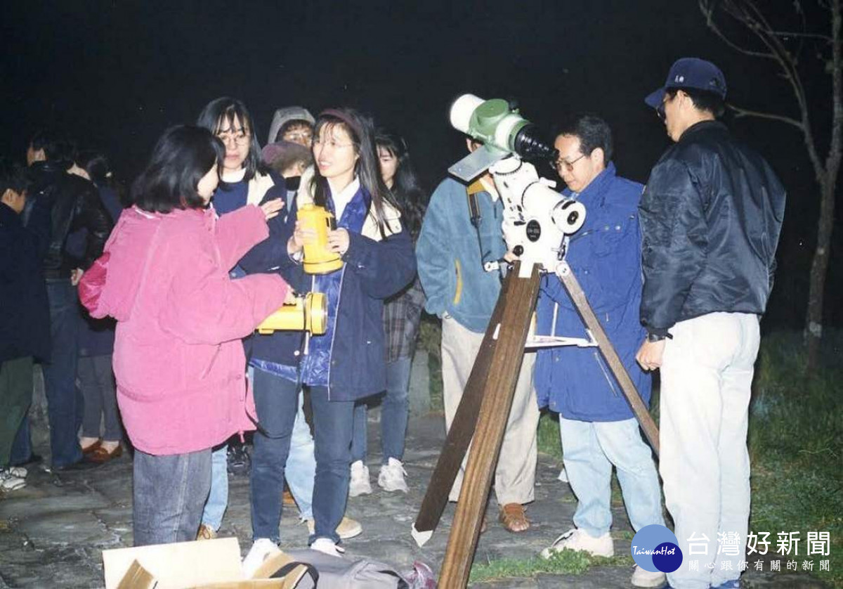 塔塔加夜間戶外觀星課程實況-（圖片/玉管處提供）