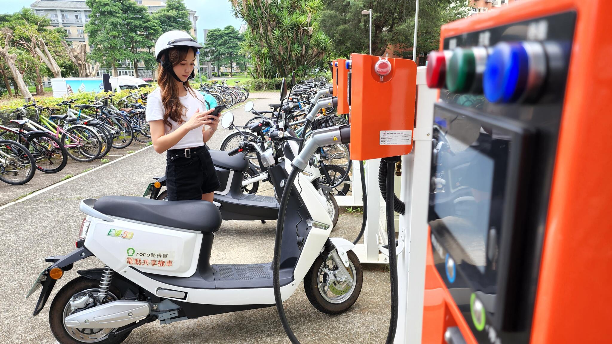 盼解決師生交通問題!暨南大學啟動校園快充共享電動機車專案 36 1934168