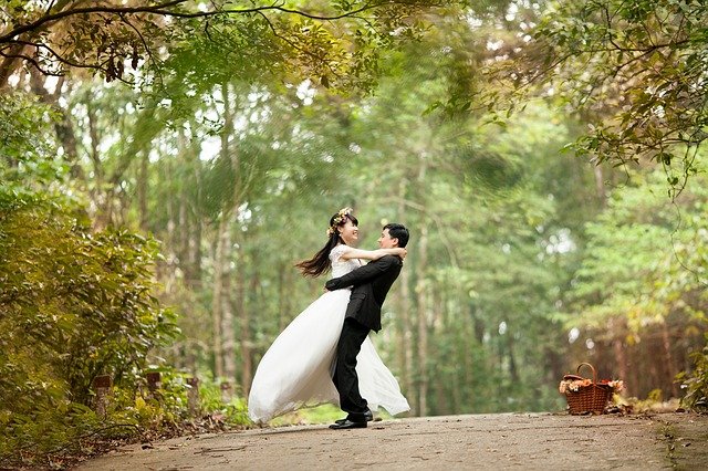 couple-g2d8b6b48d_640.jpg