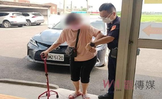 失智婦要到衛生所洗頭 警協助她平安返家