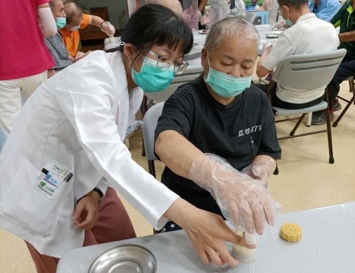 DIY高蛋低糖綠豆糕 埔榮陪你健康過中秋