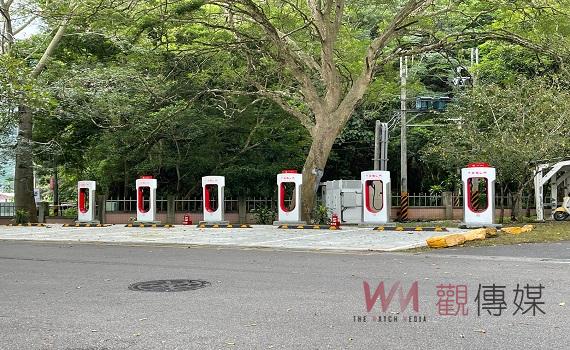 支持環保顧健康--臺中榮總埔里分院設置埔里首座電動車超級充電站