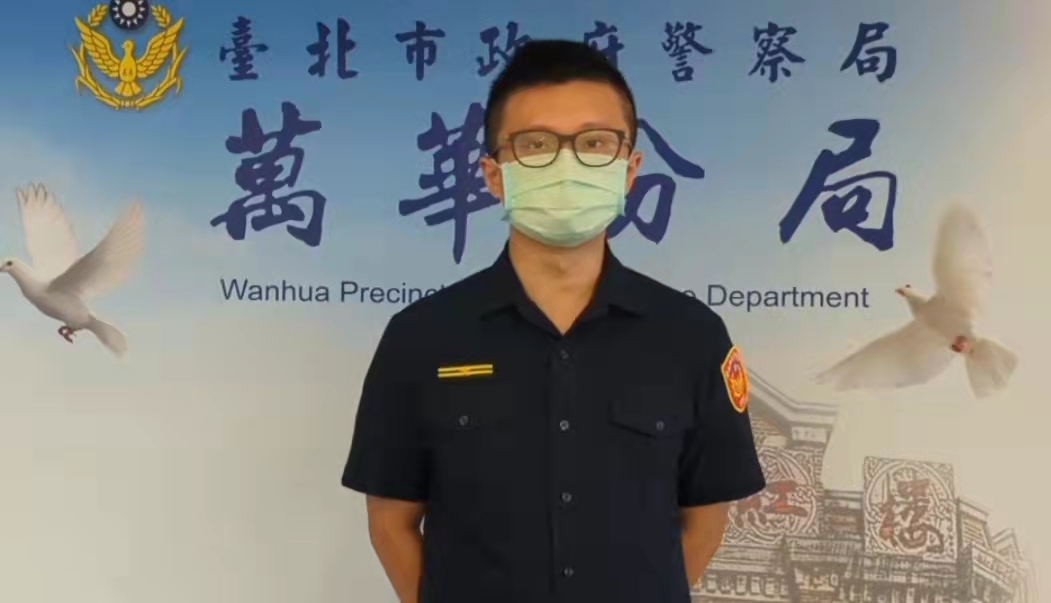 圖片說明:西門副所長陳宏安說明案情畫面。(記者徐煜勝翻攝)