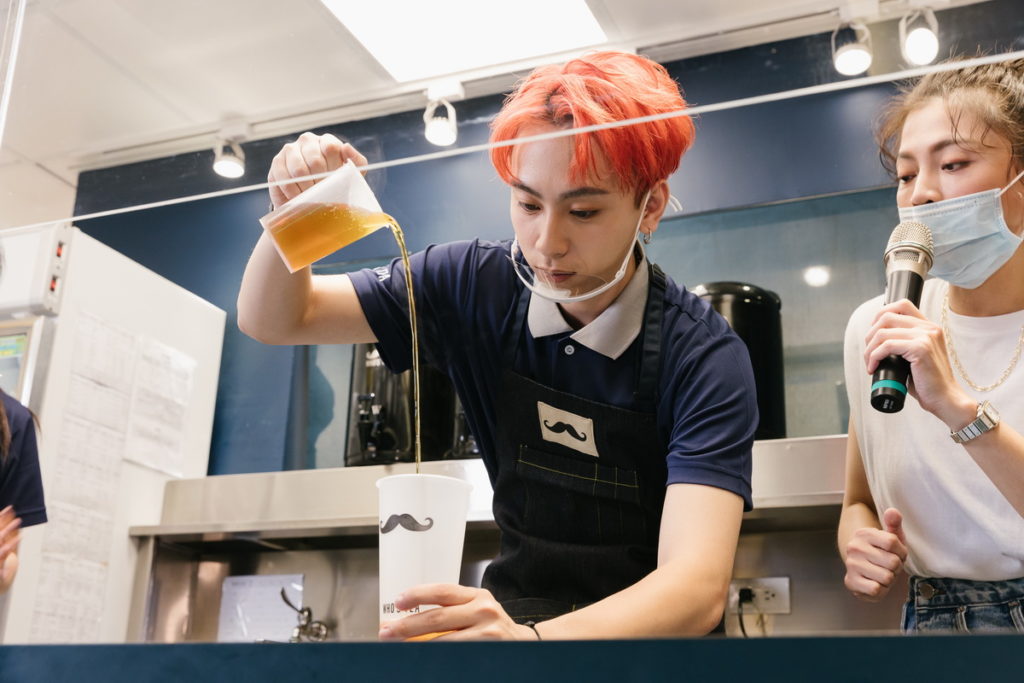 原子少年 x 鬍子茶 一日店長