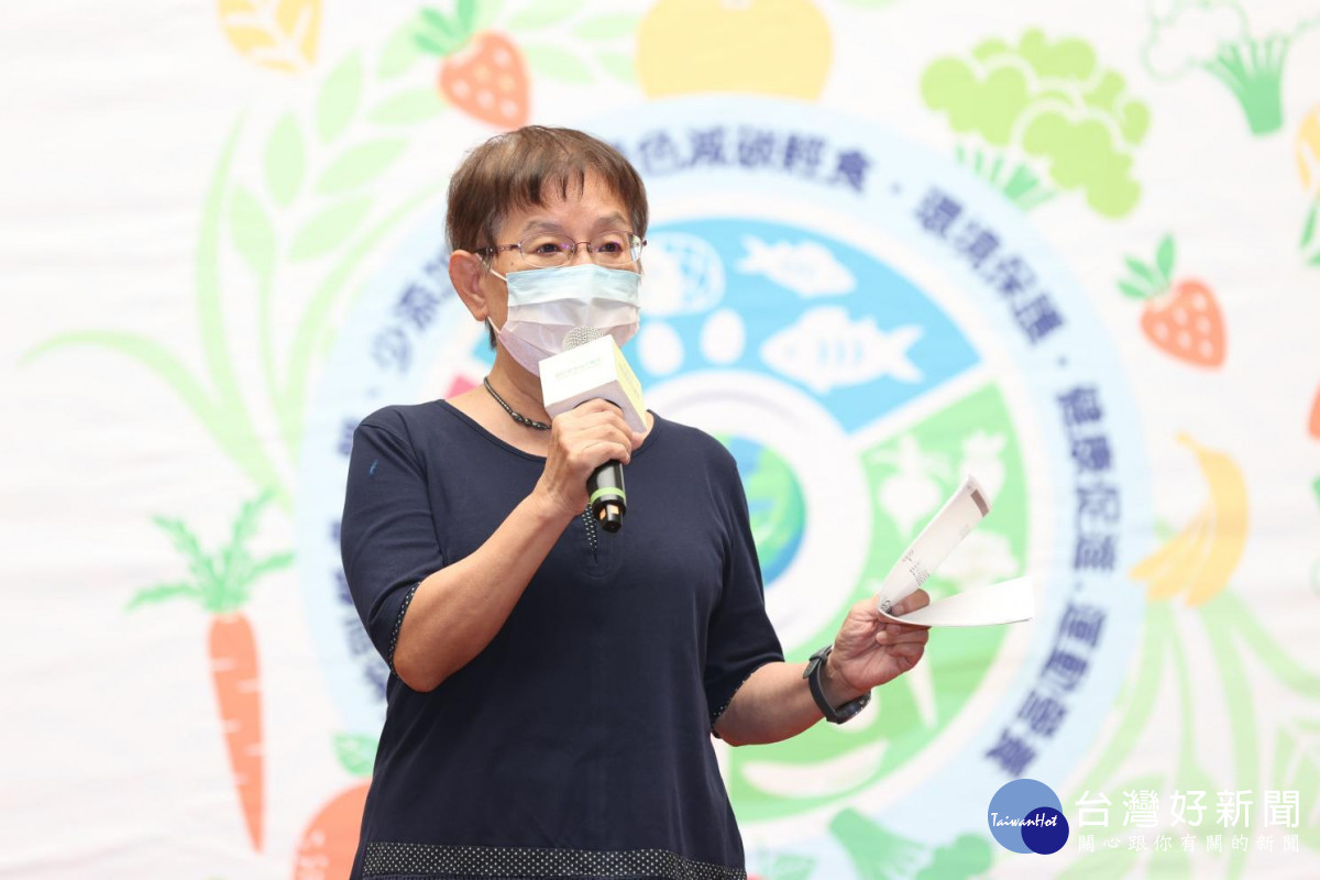 財團法人台灣營養基金會黃青真董事長。