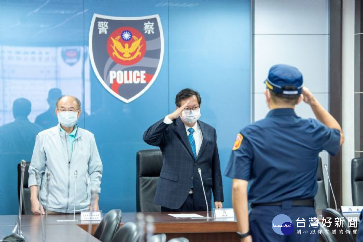 鄭市長出席桃園市民營關係協進會慰勉桃警團隊活動。