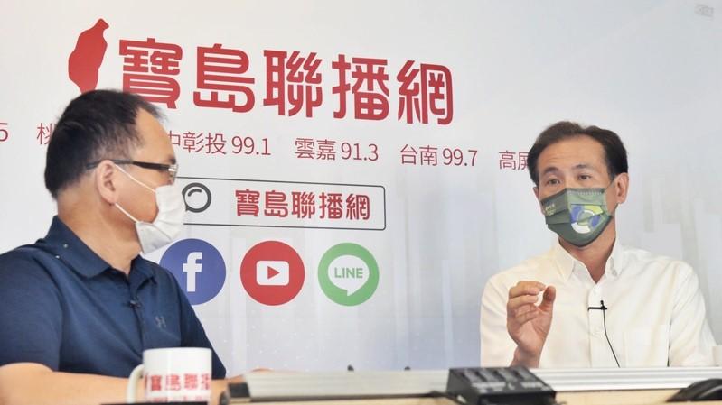 鄭運鵬12日接受廣播節目專訪。鄭運鵬競辦提供