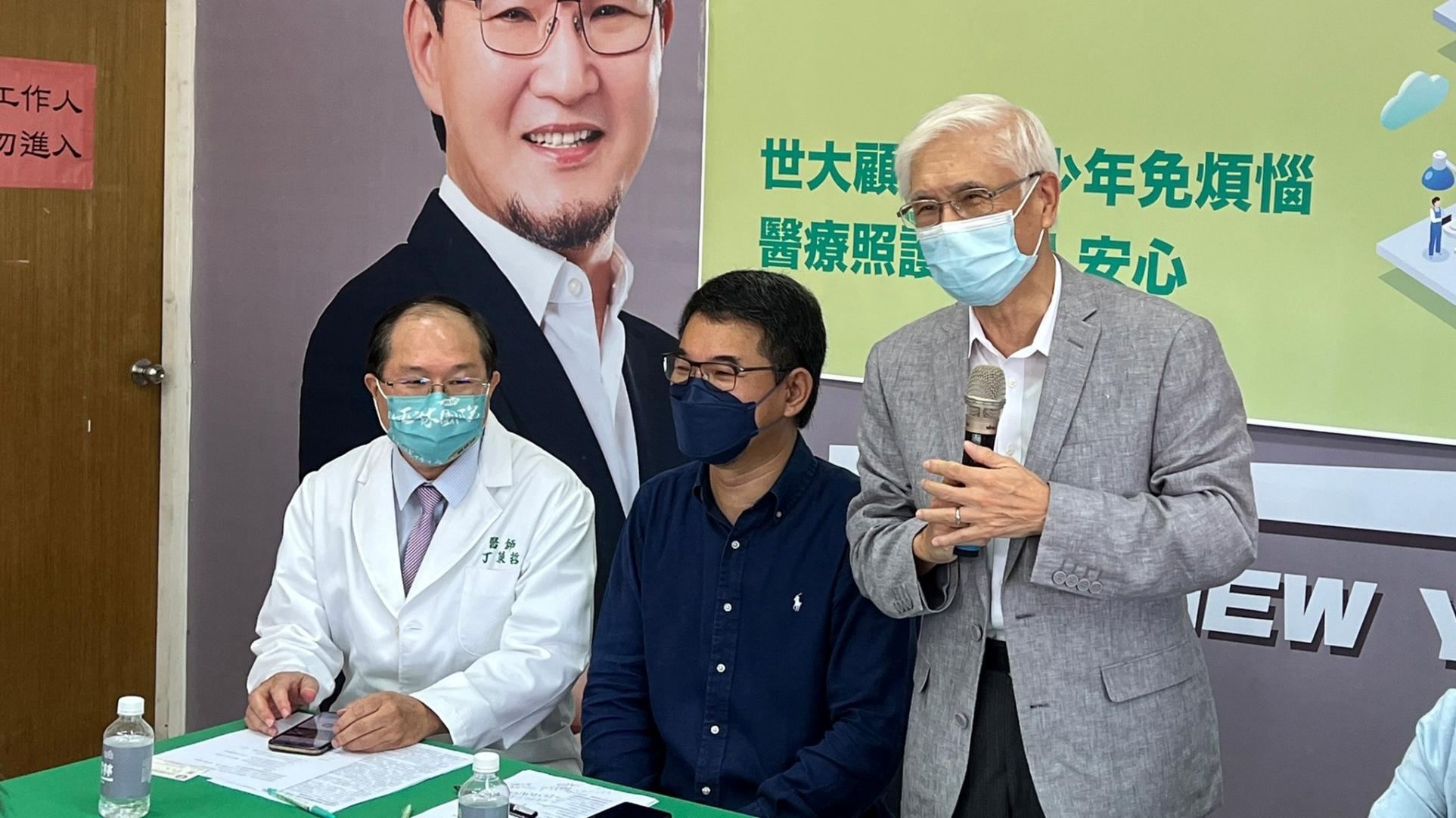 遭控詐騙學歷慣犯、黑道背景,劉建國指一點問題都沒有,反批對手抹黑。翻攝劉建國臉書