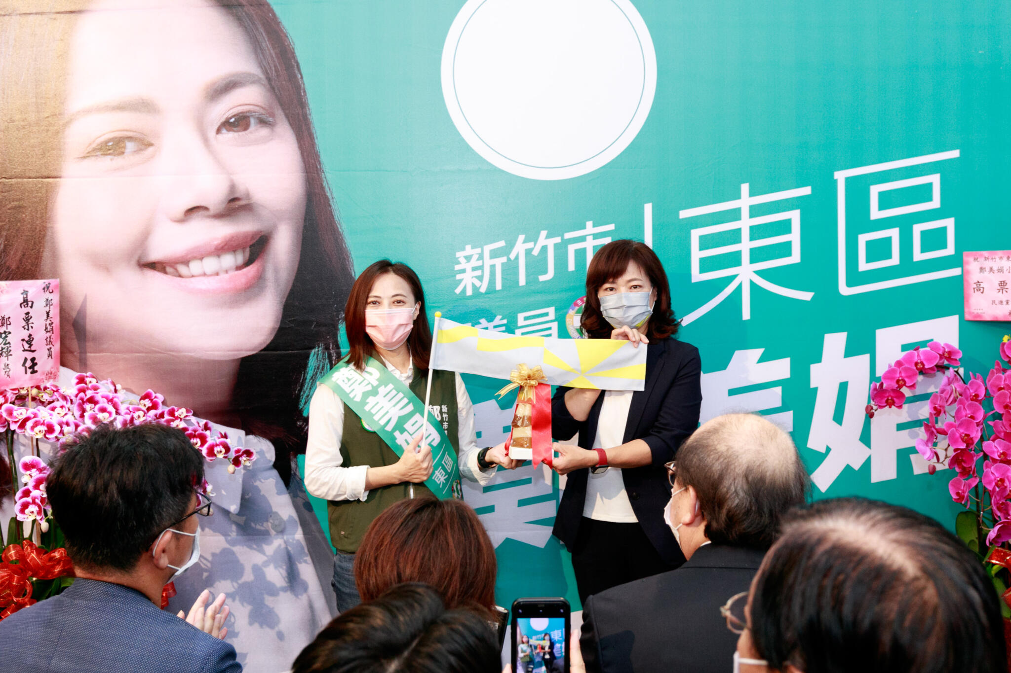【有影】柯文哲與鍾東錦同台 沈慧虹酸:民眾黨政治價值到底是什麼? 42 新竹市長參選人沈慧虹 1