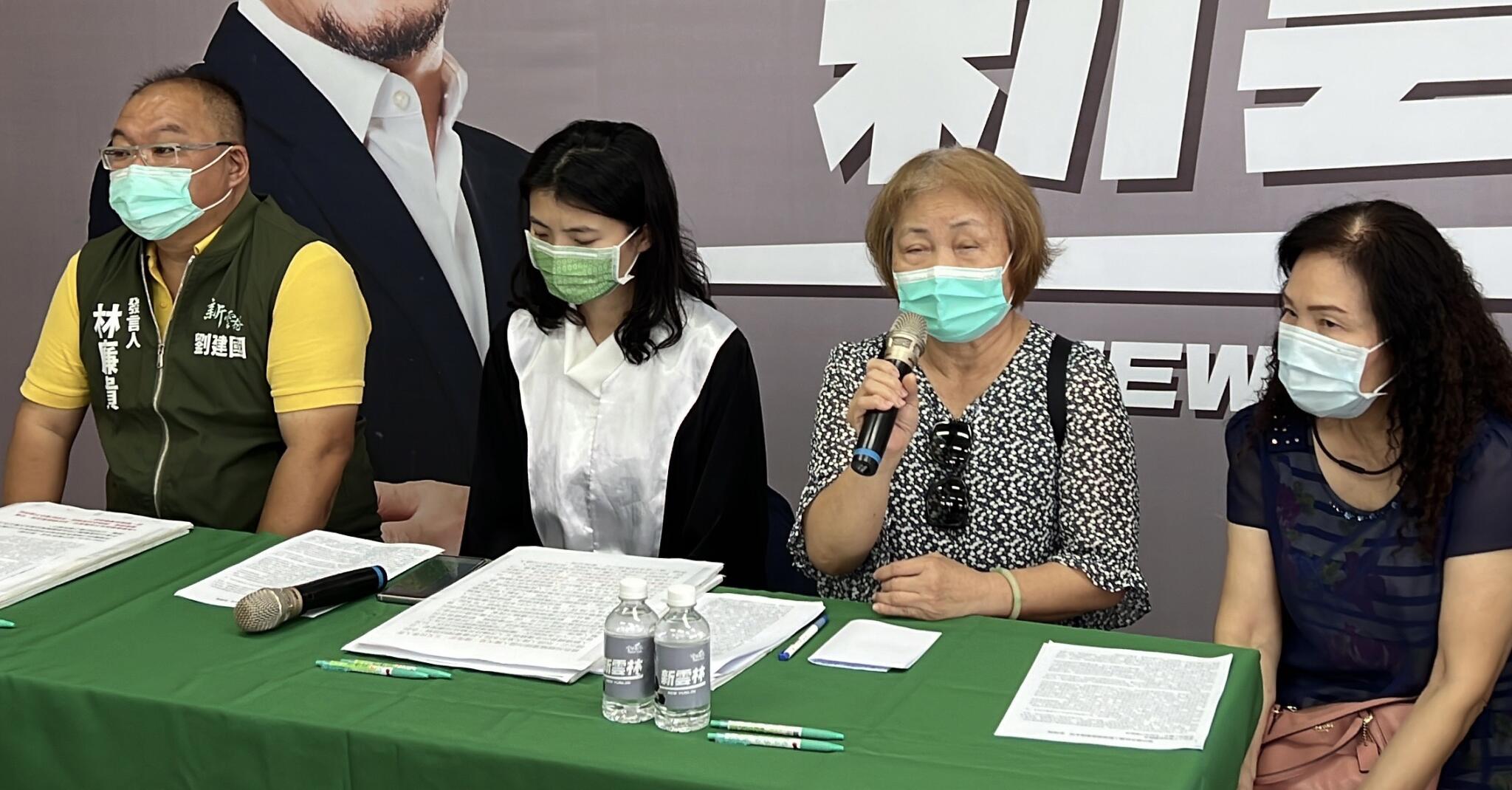 國民黨控劉建國論文抄襲 民進黨:潑別人髒水先把自己擦乾淨 34 民進黨籍雲林縣長候選人劉建國團隊
