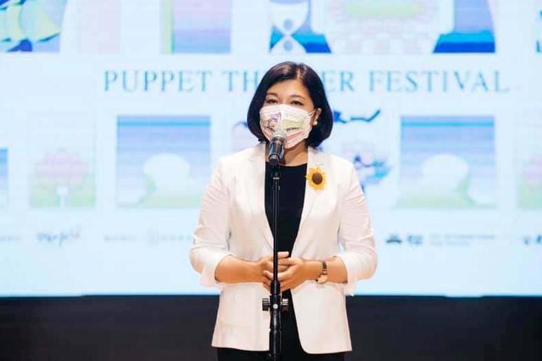 張麗善昨低調嫁女。翻攝臉書