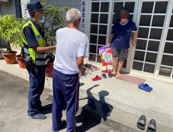 員警展現流利客語 護送失智老翁返家