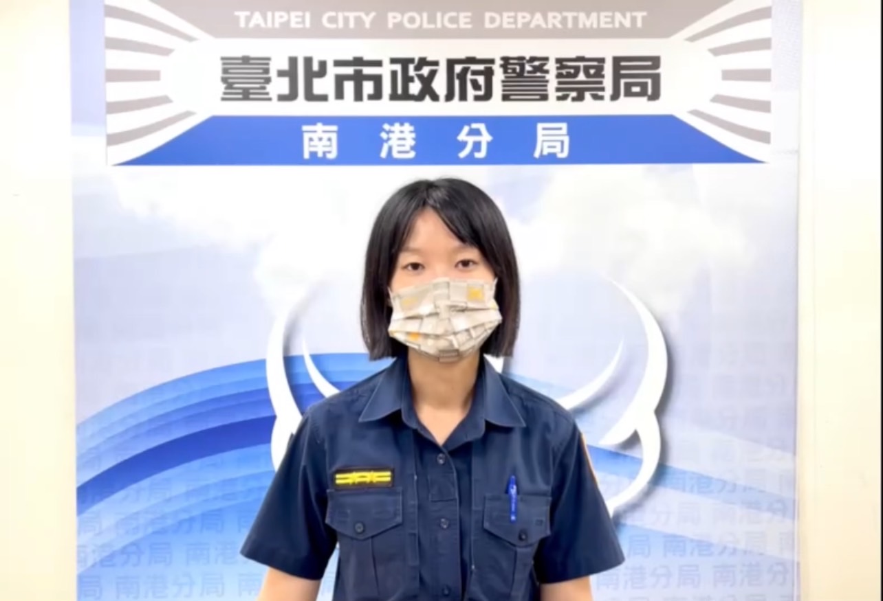 圖片說明:舊莊派出所所長陳怡婷說明畫面。(記者葉鈞宇翻攝)
