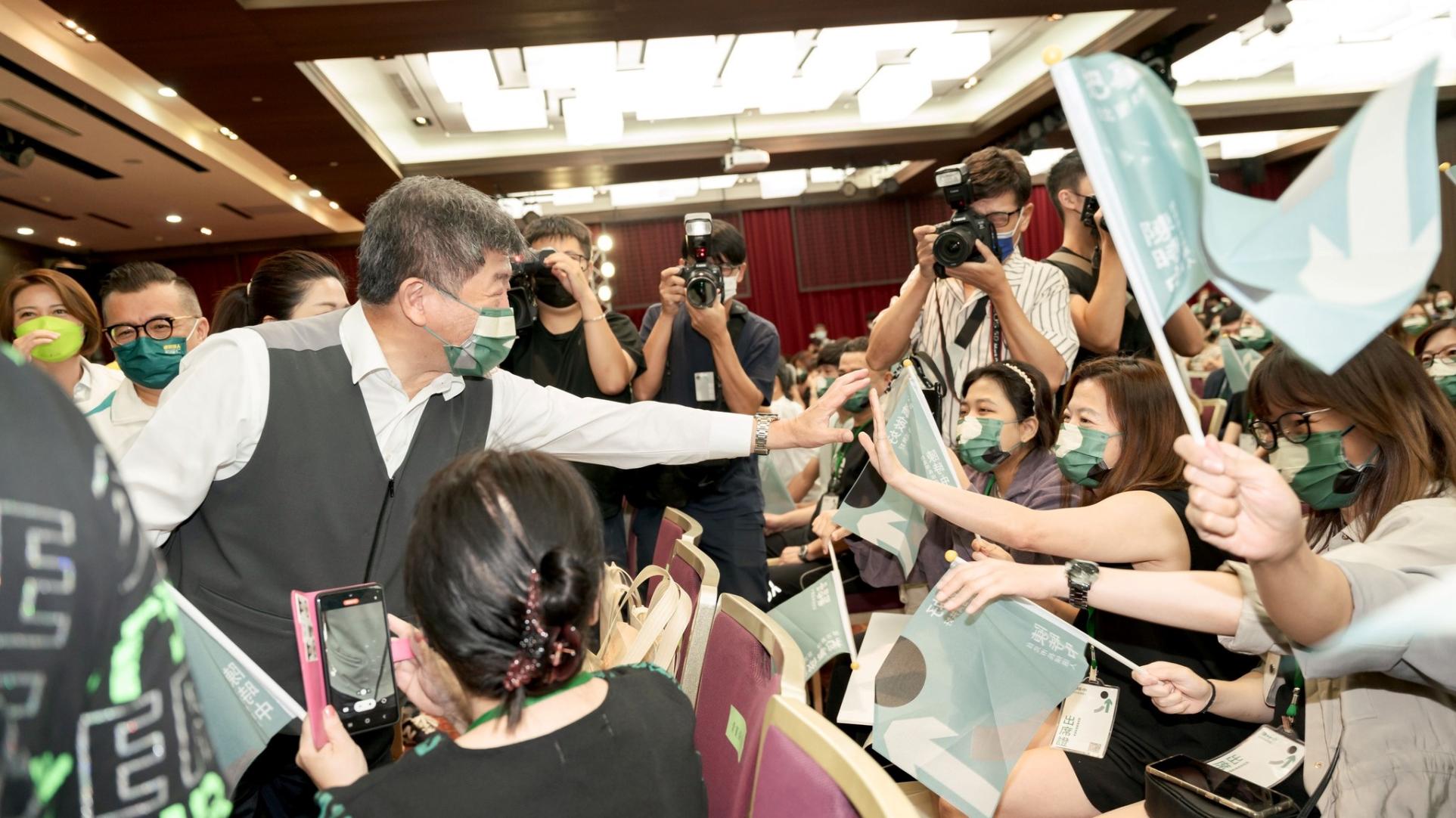 陳時中15日出席美容美髮後援會成立大會。翻攝陳時中臉書