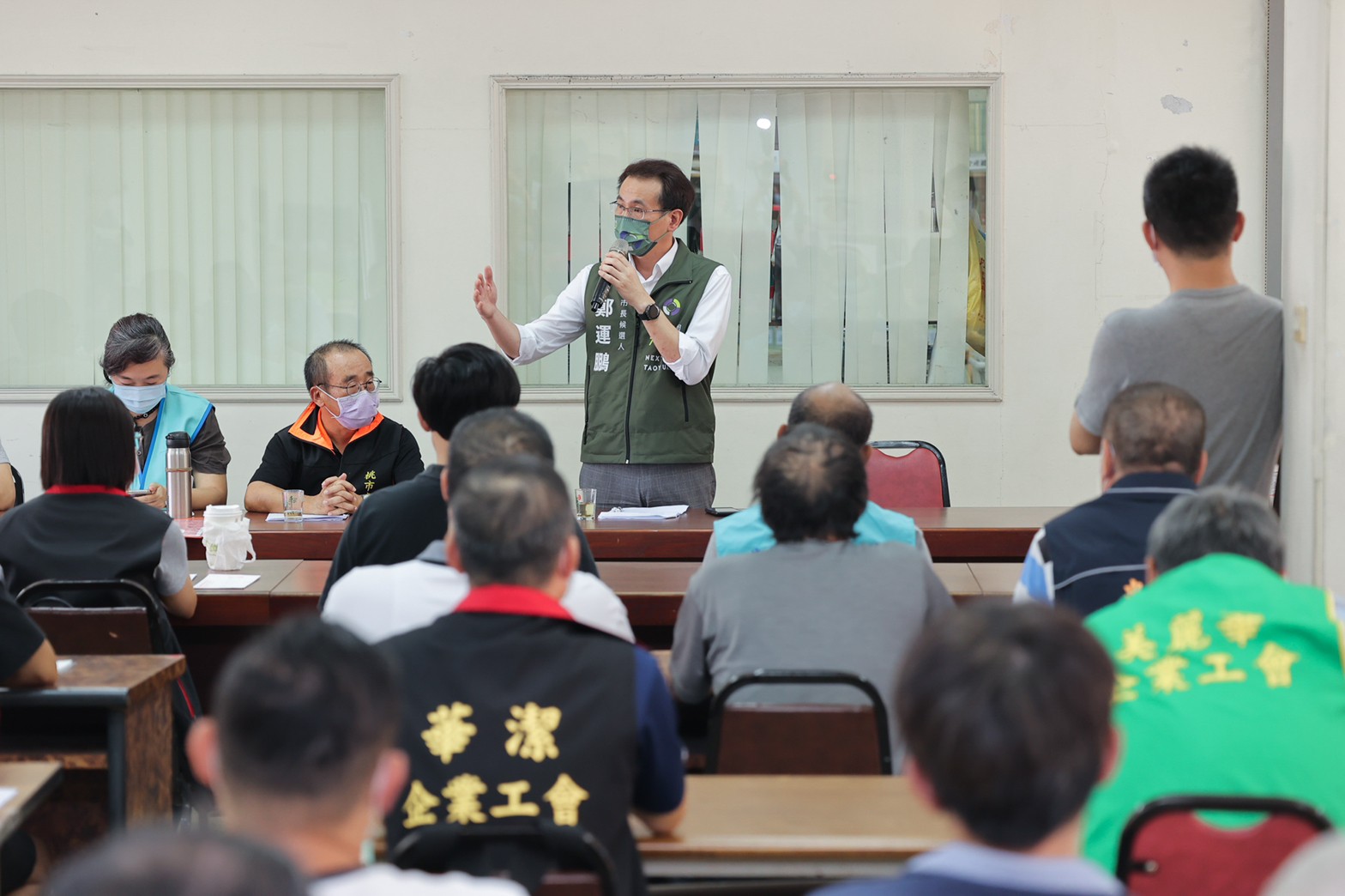 抄襲瞎扯保密被打臉 民進黨:選戰倒數張善政要躲到選完嗎? 28 民進黨桃園市長參選人 鄭運鵬 3