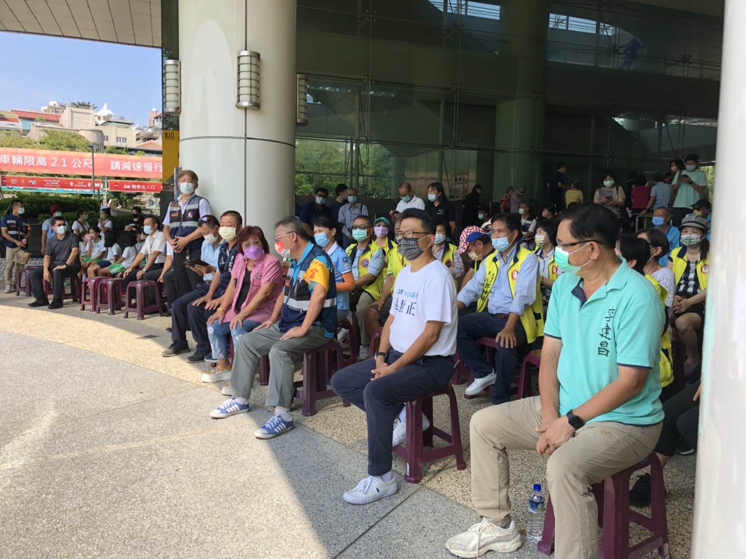 圖片說明：內湖區公所於大湖公園進行防災公園開設演練，以期建立全民防災救災意識。（記者吳萍翻攝）