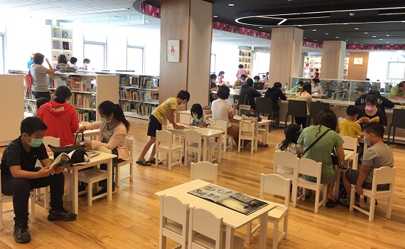 2022全台兒童閱讀大調查出爐！ 閱讀習慣兩極化，7-9歲是黃金養成期 影響兒童閱讀行為關鍵在父母