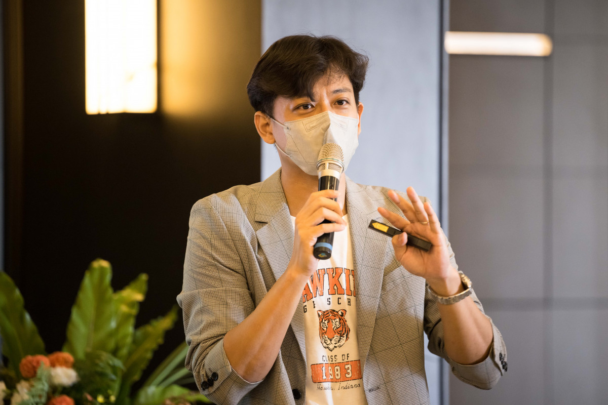 2022【冠德Book Date】於17日舉辦第一場閱讀沙龍，藝術家柯良志與民眾分享藝術閱讀。（圖／冠德玉山教育基金會提供）