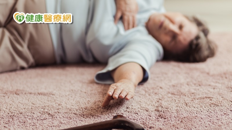 心衰竭合併心室顫動 體內自動去顫器植入保命