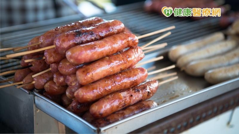 香腸、火腿致癌?罪魁禍首不是亞硝酸鹽,而是「它」