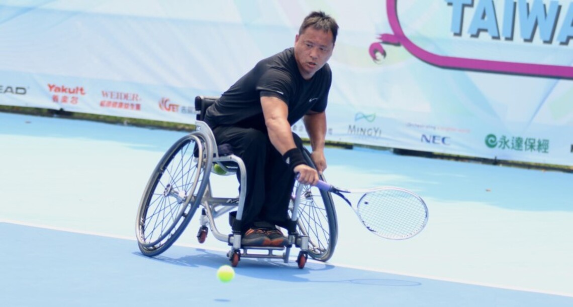 勝利盃的大推手! 逾 10 年「他」成身障選手最強後盾