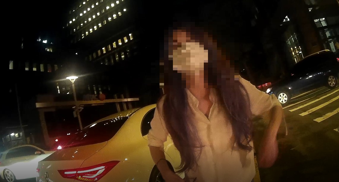 圖:王姓女駕駛車輛拋錨,向警方求助