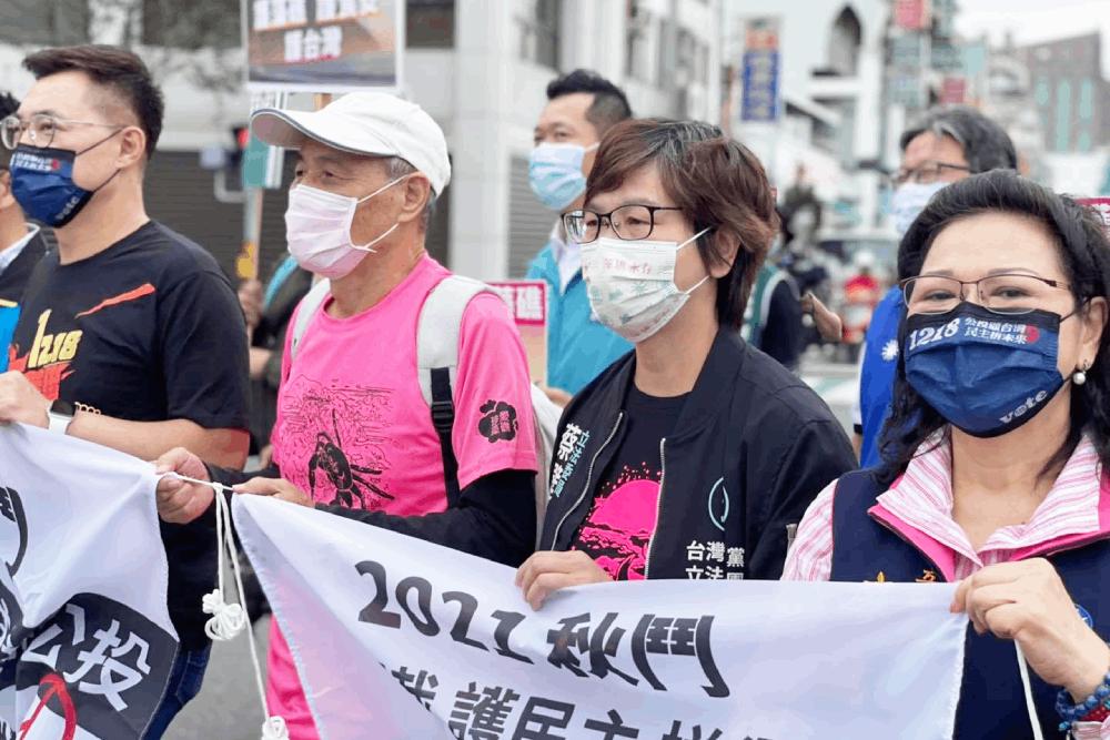 有影/【蔡壁如專訪4-3】兩岸需建立理性溝通管道 戰爭百姓受苦 60 4 3蔡壁如跨黨派參與民團秋鬥活動/照片:蔡壁如臉書