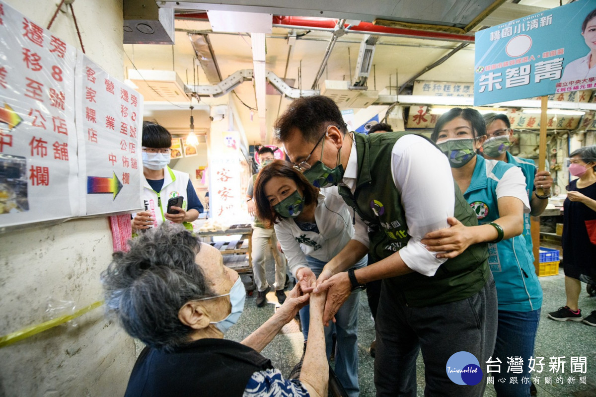 黃世杰呼籲,張善政應立即發函徵求農委會公布所有資料,並再次召開記者會完整說明抄襲情形,向社會大眾道歉。<br /><br /> <br /><br />
