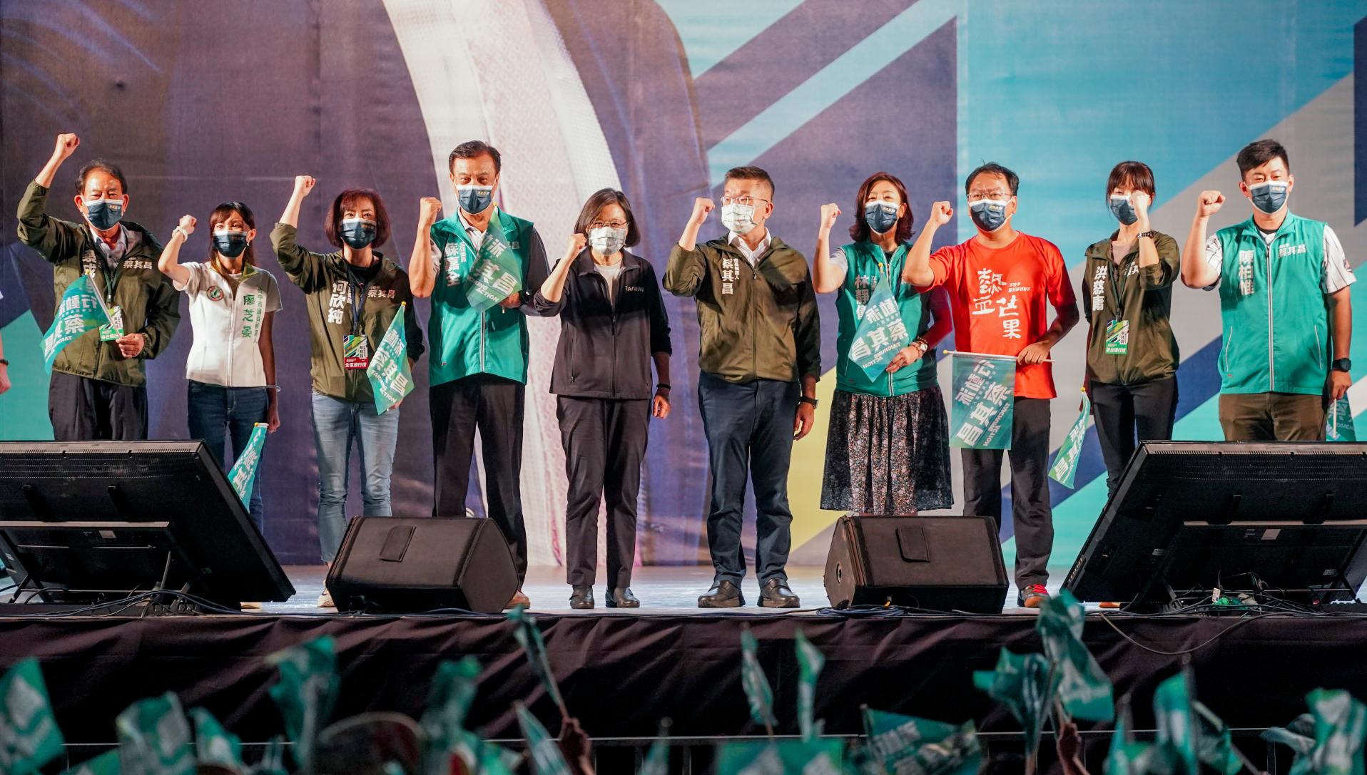 民進黨黨慶24日移師台中舉辦音樂會,總統蔡英文日前也到台中輔選。民進黨提供資料照片