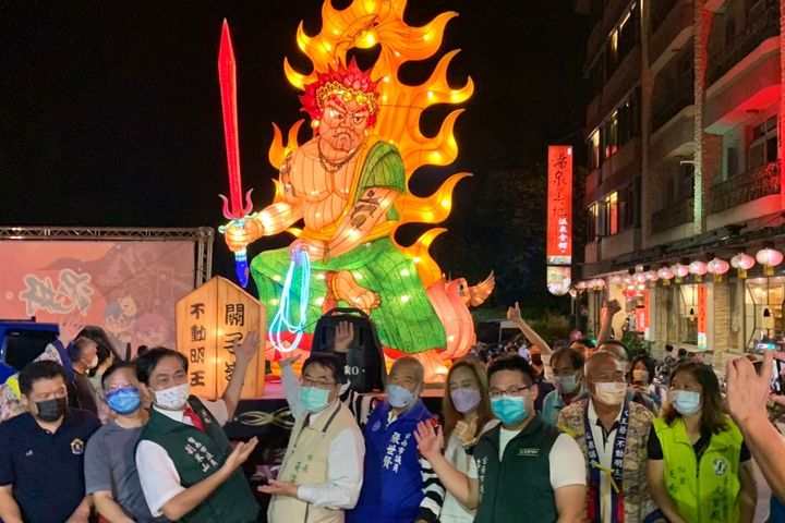 關子嶺溫泉美食節夜祭巡行開幕。 圖:臺南市政府觀光旅遊局/提供