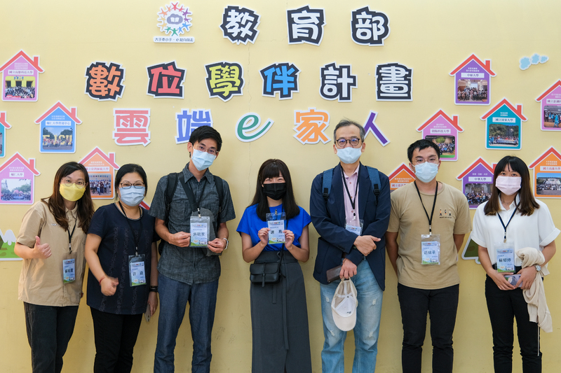 漾新聞|高雄大學深耕數位學伴六師生獲教育部表揚傑出典範