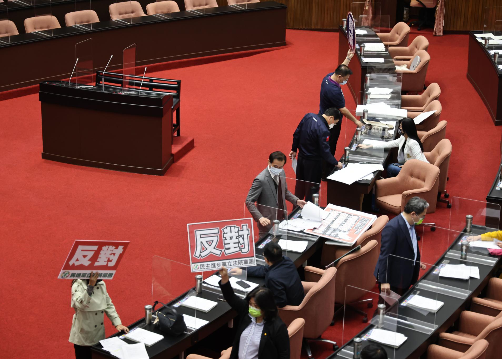 立院新會期23日開議,國民黨團嗆將強力杯葛議事。資料照片/林啟弘攝
