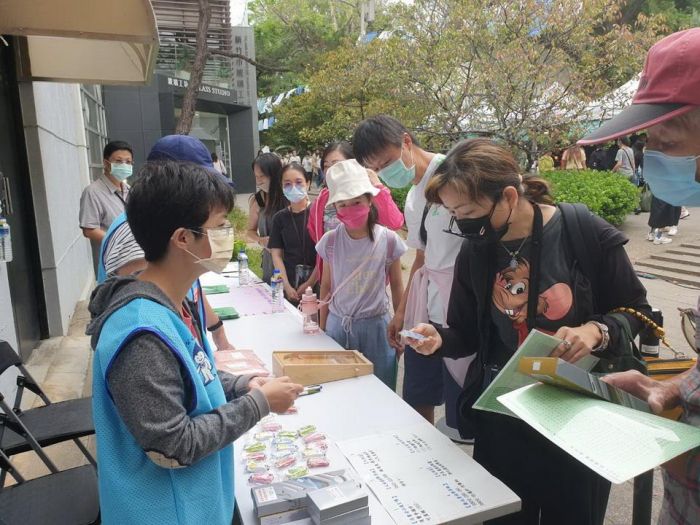 竹市文化局結合台水三區處 玻藝節揪民眾簽名反貪反賄選