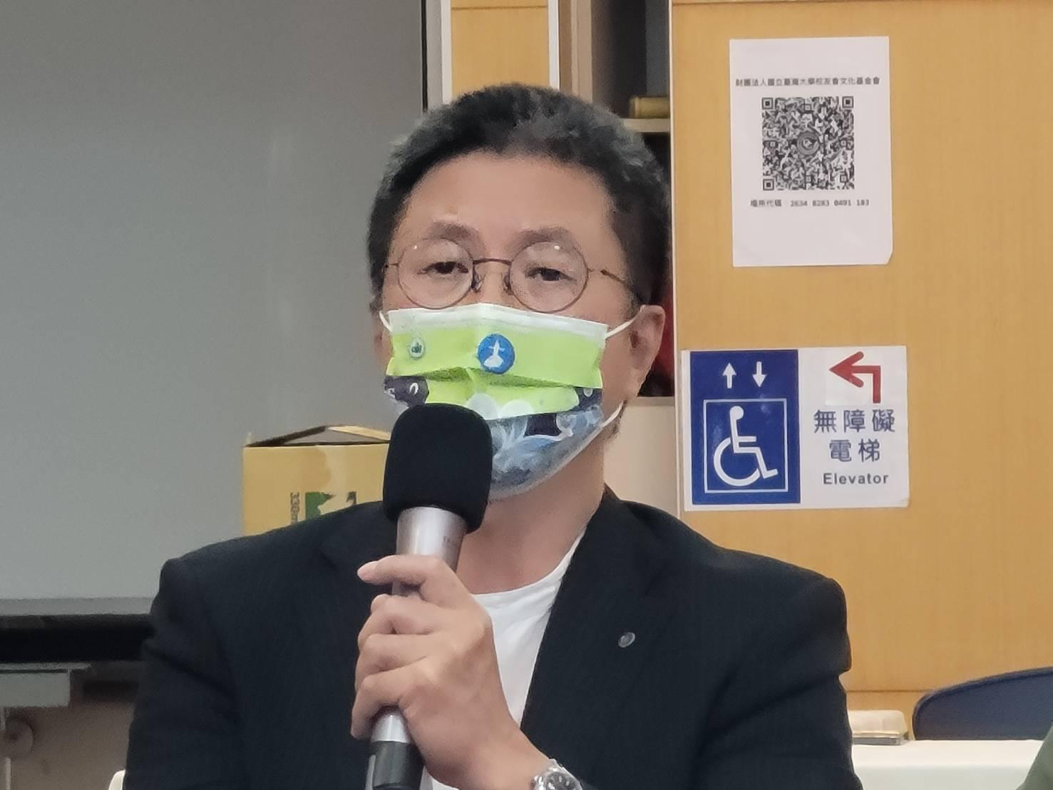 海軍司令部前顧問郭璽27日公開表示,潛艦國造的魚雷發射管上月完成安裝。王烱華攝